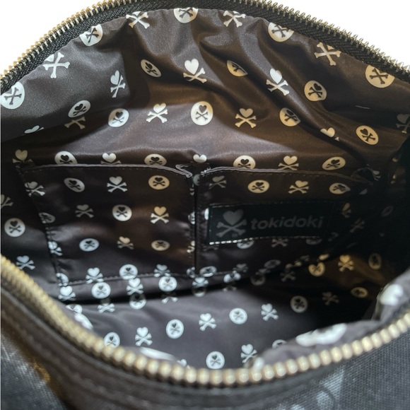 Tokidoki Elegante Pepe Bag - Picture 10 of 16